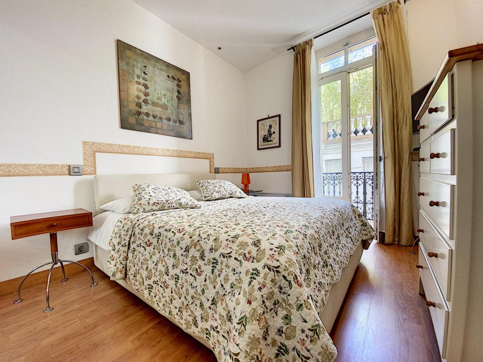 En Centre Magnifique Pied A Terre Ran44
