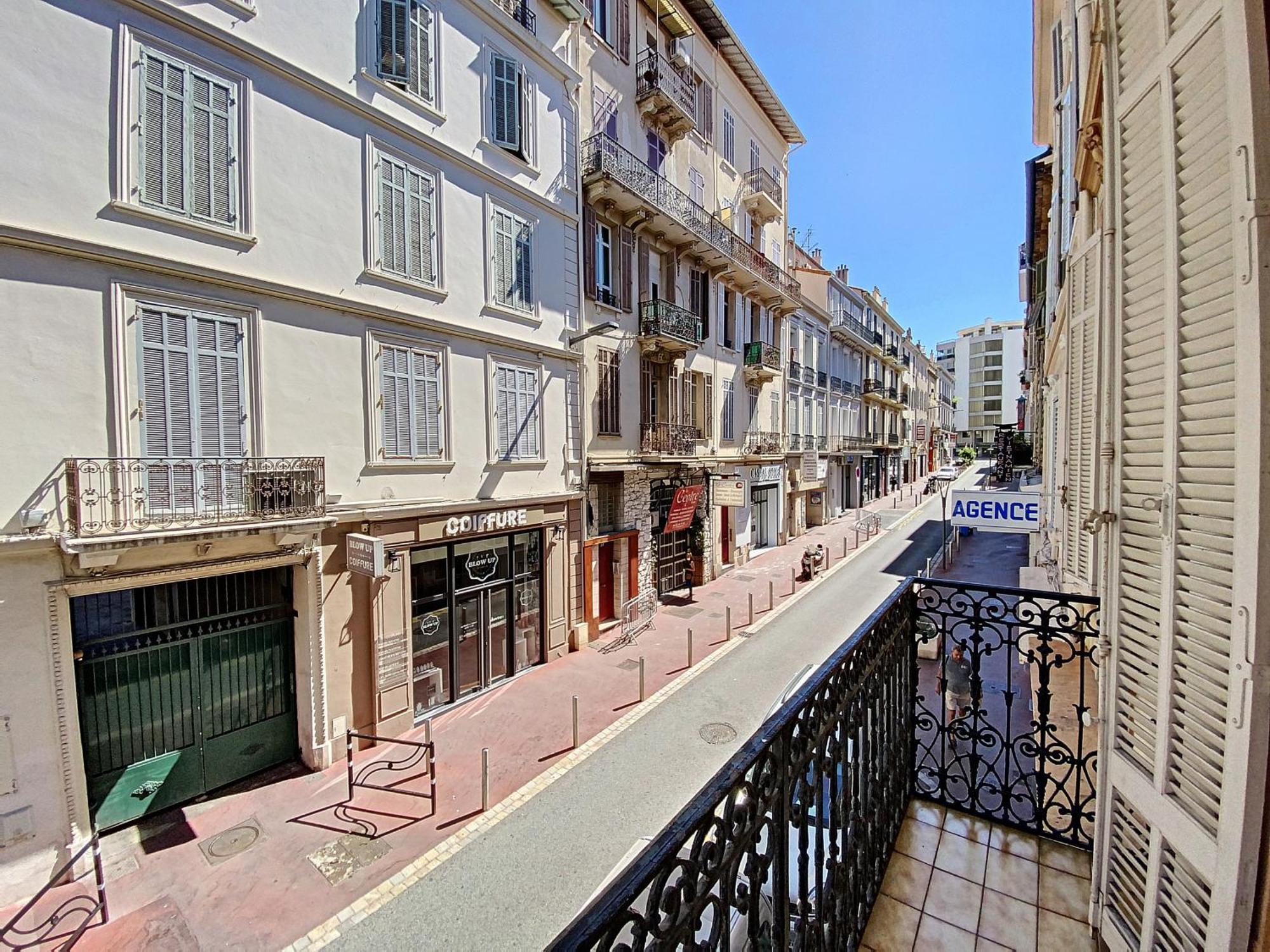 En Centre Magnifique Pied A Terre Ran44 Apartment